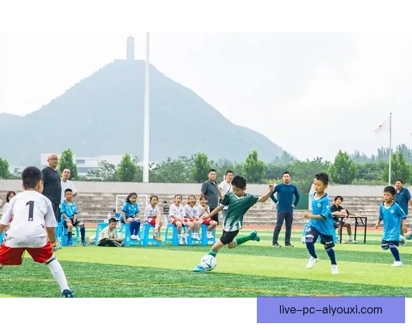 直播足球在线直播嗨带你畅享全球赛事激情瞬间高清互动陪你每一刻